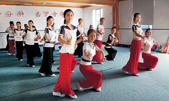 越剧艺校学生们--嵊州新闻网